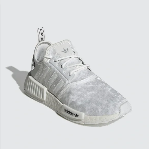 NEW! Adidas Women's NMD_R1 Crystal White Silver Metallic Running Shoes Size 8 - Picture 6 of 9